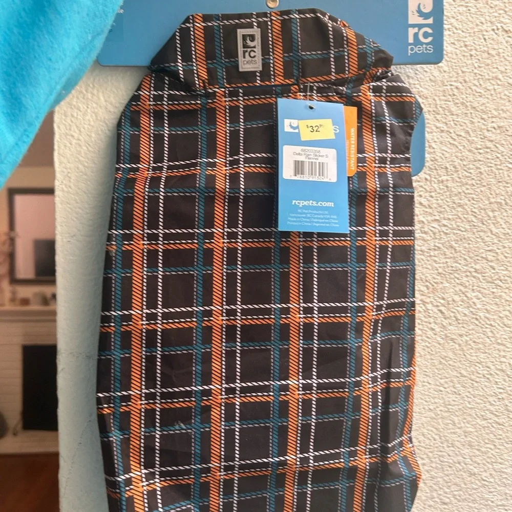 Delta Plaid Rain Slicker with Black, Orange, and Blue dog Rain coat Small NWT